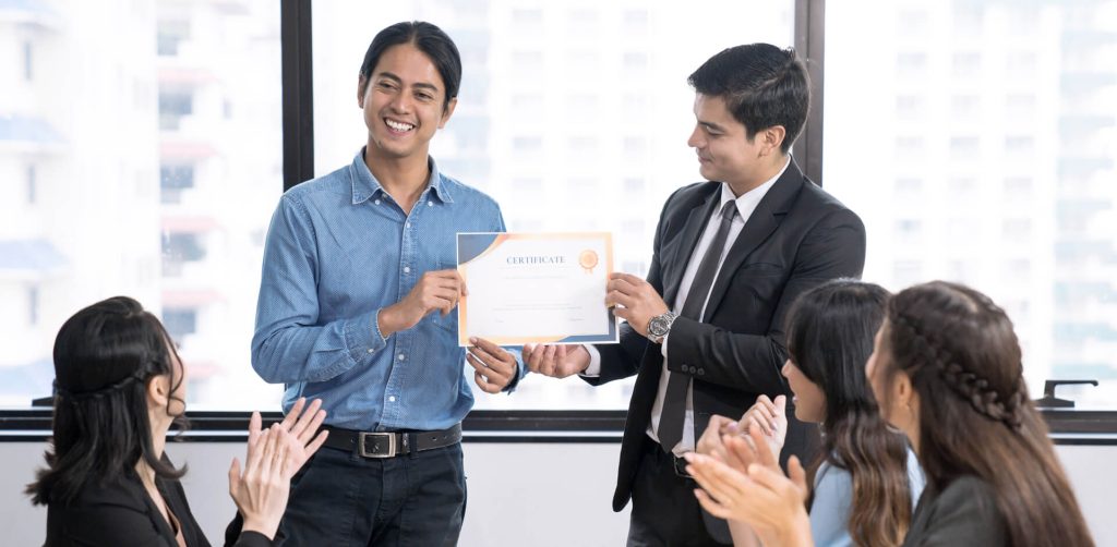 7 Strategies to Improve Employee Performance in the workplace